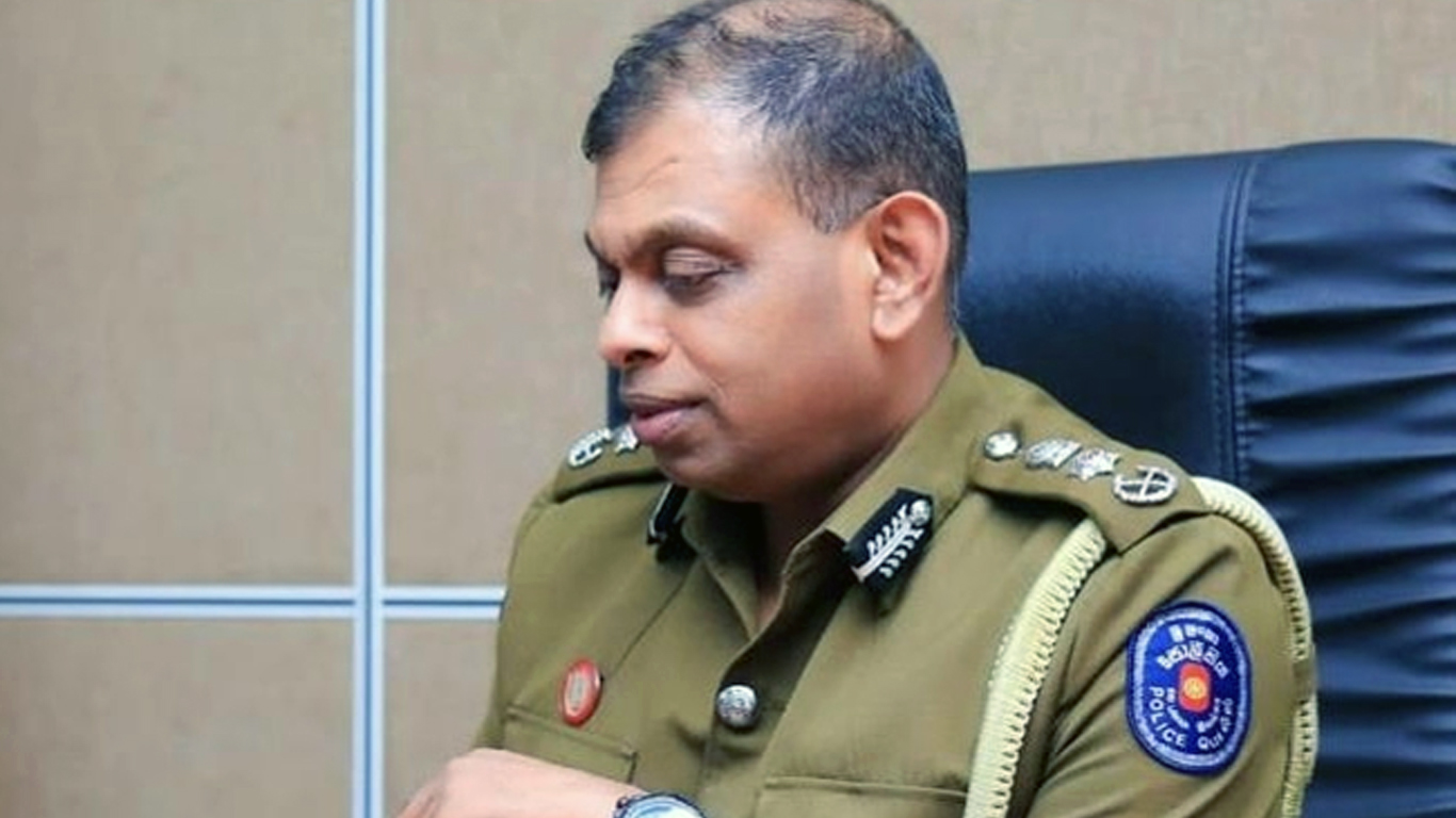 දේශබන්දුට එරෙහි විනය ක්‍රියාමාර්ග ගන්න පොලිස් කොමිසමට බලය නෑ!