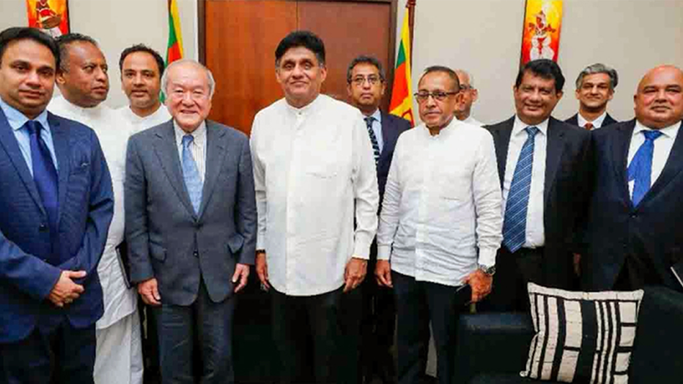 ‘ගොඩ හෑ’ දූෂිතයා ළඟ තබාගෙන ලයිට් රේල් වේ යළි ගෙන ඒමක් ගැන දොඩවන වි.නා.ස ප්‍රේමදාස..!