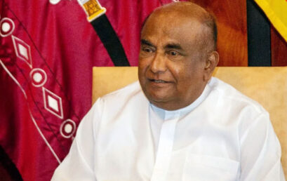 ජනාධිපතිකම ගන්නැයි බල කළ අය හෙලිකරනවා – කතානායක