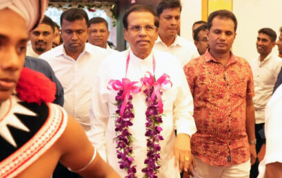 මෛත්‍රීපාල හිට් විකට් ද?