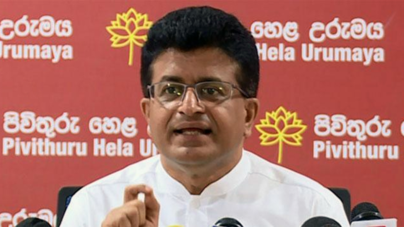 රවී සෙනෙවිරත්න වහාම මහජන ආරක්ෂක අමාත්‍යාංශ ලේකම් ධුරයෙන් ඉවත් කරන්න. ඔහු පාස්කු විමර්ශනවල ප්‍රධාන චූදිතයෙක්.